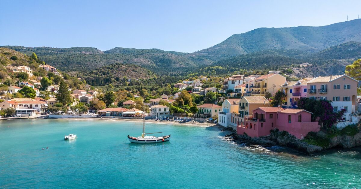 Airline Announces Free Summer Flights for Kids to Popular European Destination