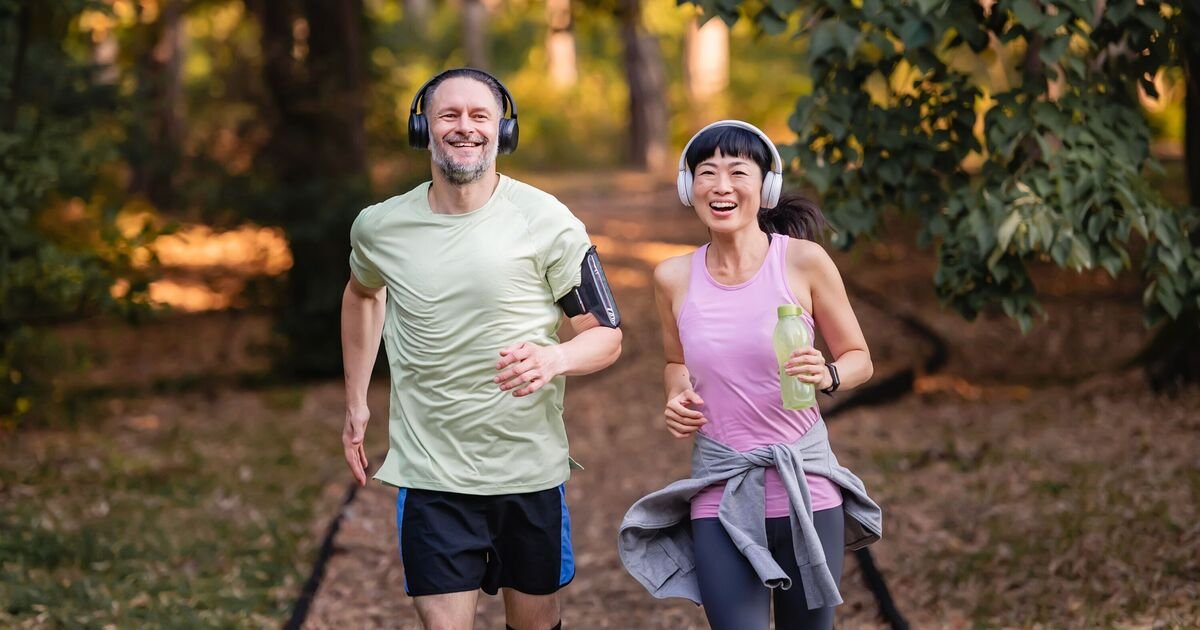 10 Practical Tips for Maintaining Your Health During the Christmas Season