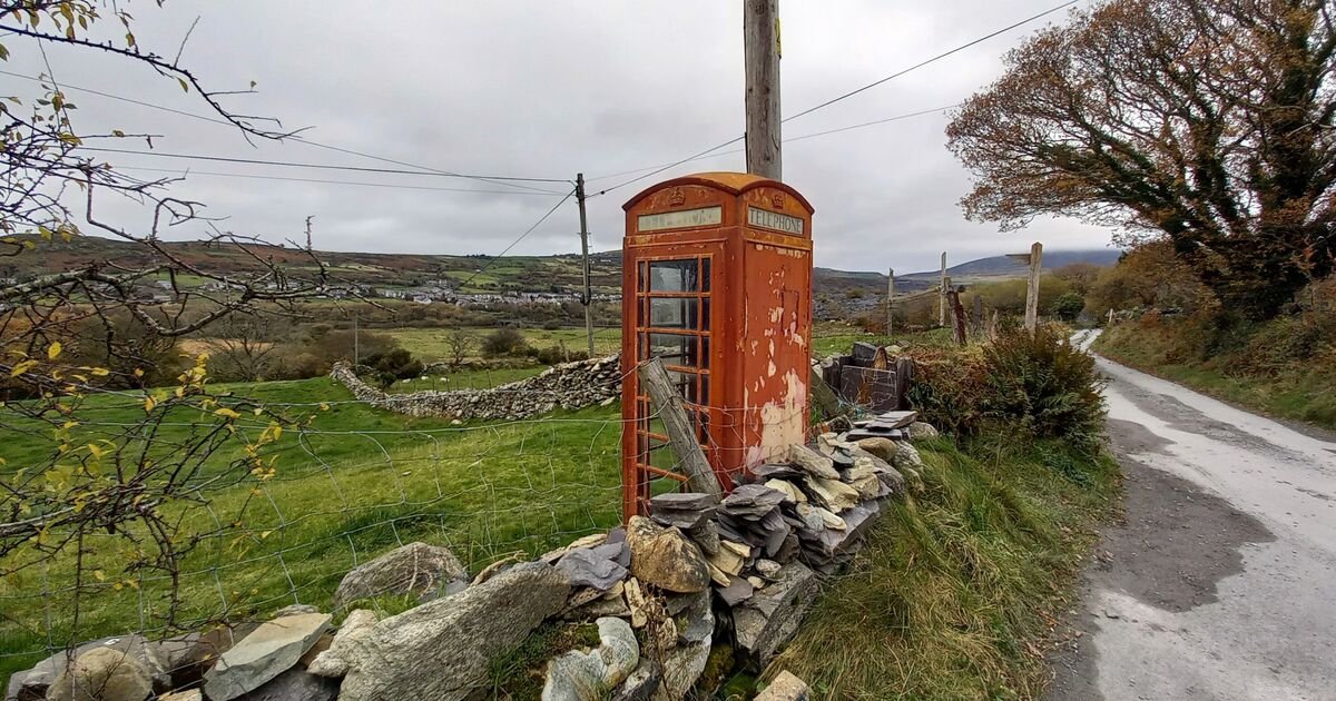 Abandoned UK Village Reclaimed by Nature Attracts History Enthusiasts