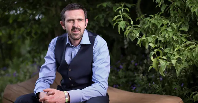 Adam Frost Names Top May-Flowering Bulb for Garden Enhancement