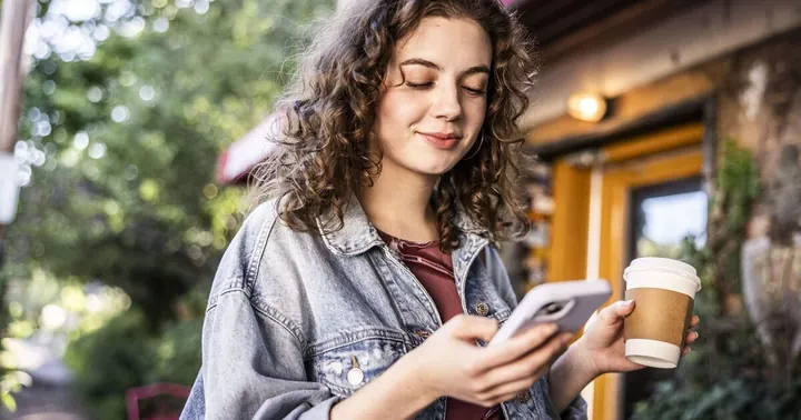 Mobile Phone Users Urged to Text 85075 for Bill Savings Guidance