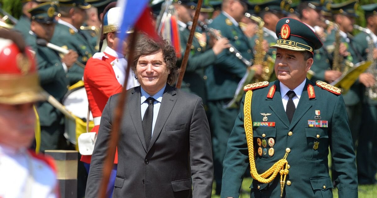 Argentina's President Plans UK Visit to Discuss Lifting Falklands War Export Ban