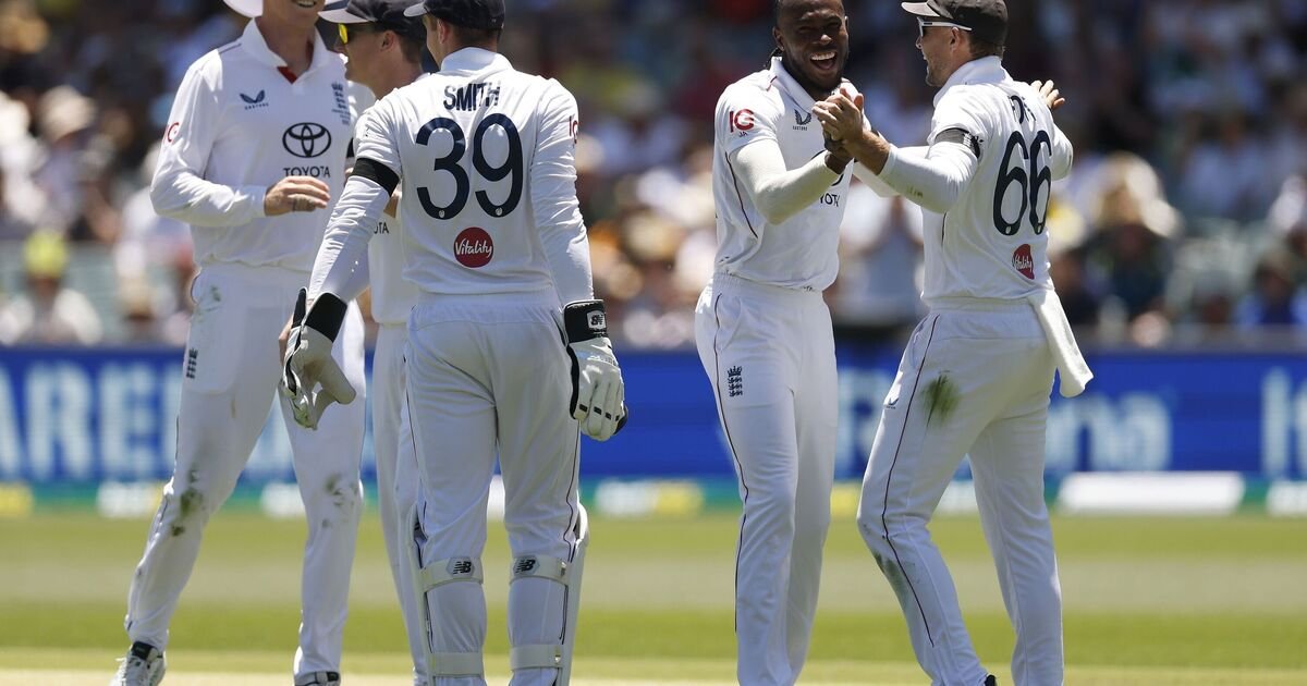 England Claims Key Wicket of Khawaja on Tense First Day of Ashes Test