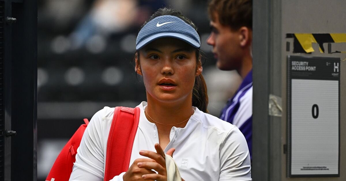 Emma Raducanu Faces Challenges Ahead of Australian Open Amid Federer Insights