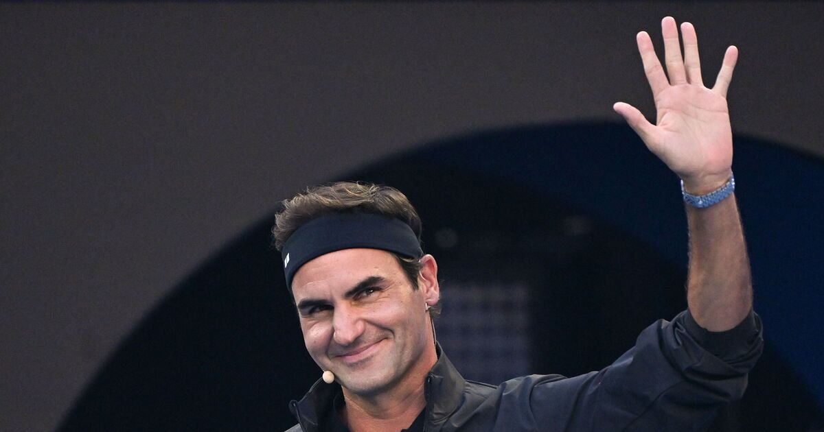 Federer Dazzles at Australian Open While Raducanu Struggles in Competition