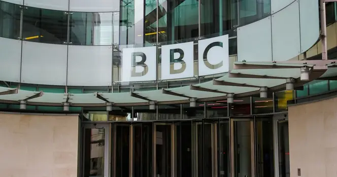 Labour Considers BBC Licence Fee Expansion to Adapt Funding Model