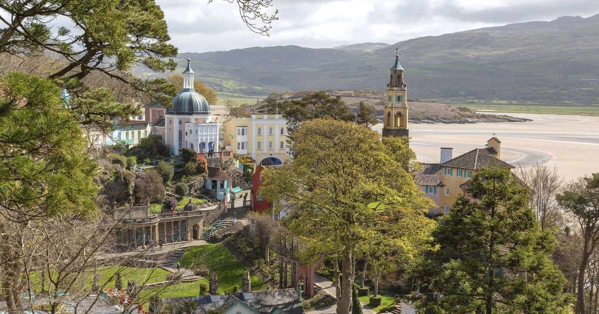 Welsh Village Captivates Visitors with Mediterranean Flair and TV Fame