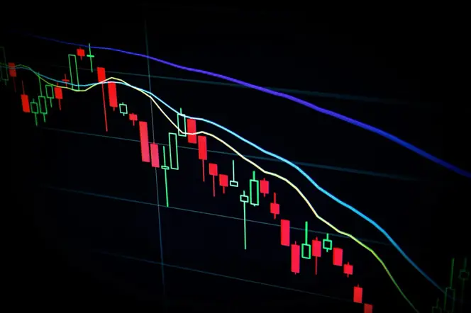 Bitcoin Exchange Reserves Drop, Losing Bullish Momentum, Analysts Warn