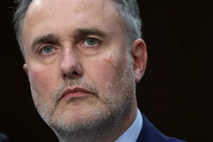 BNY Mellon CEO Highlights Major Banks' Role in Cryptocurrency's Future