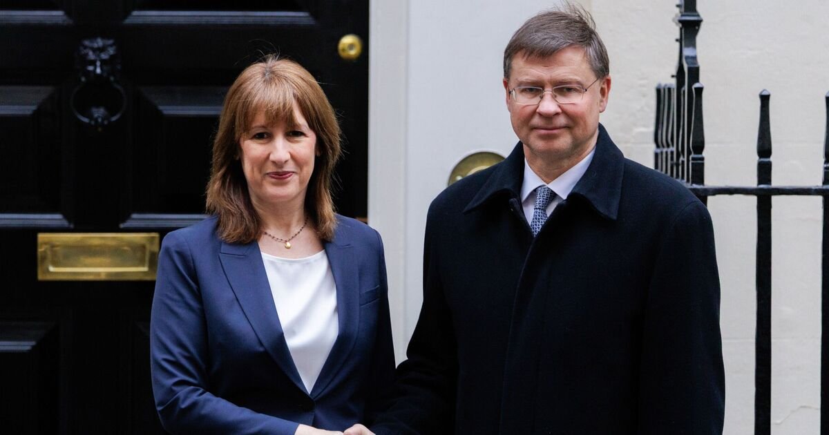 Brussels Signals Potential New Trade Deal with UK Amid Brexit Concerns