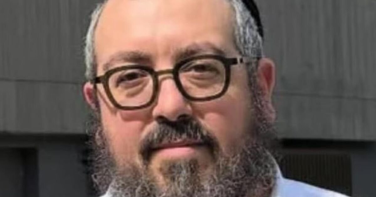 Rabbi Reported Dead in Bondi Beach Terror Attack, Child Among Casualties