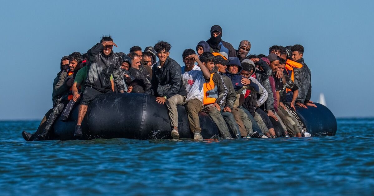 Britain Introduces Visa Restrictions to Address Surge in Illegal Albanian Migrants