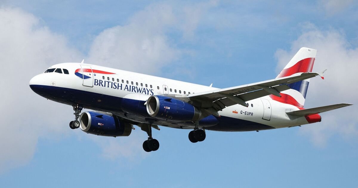 Three British Airways Crew Hospitalized After Adverse Reactions in Los Angeles
