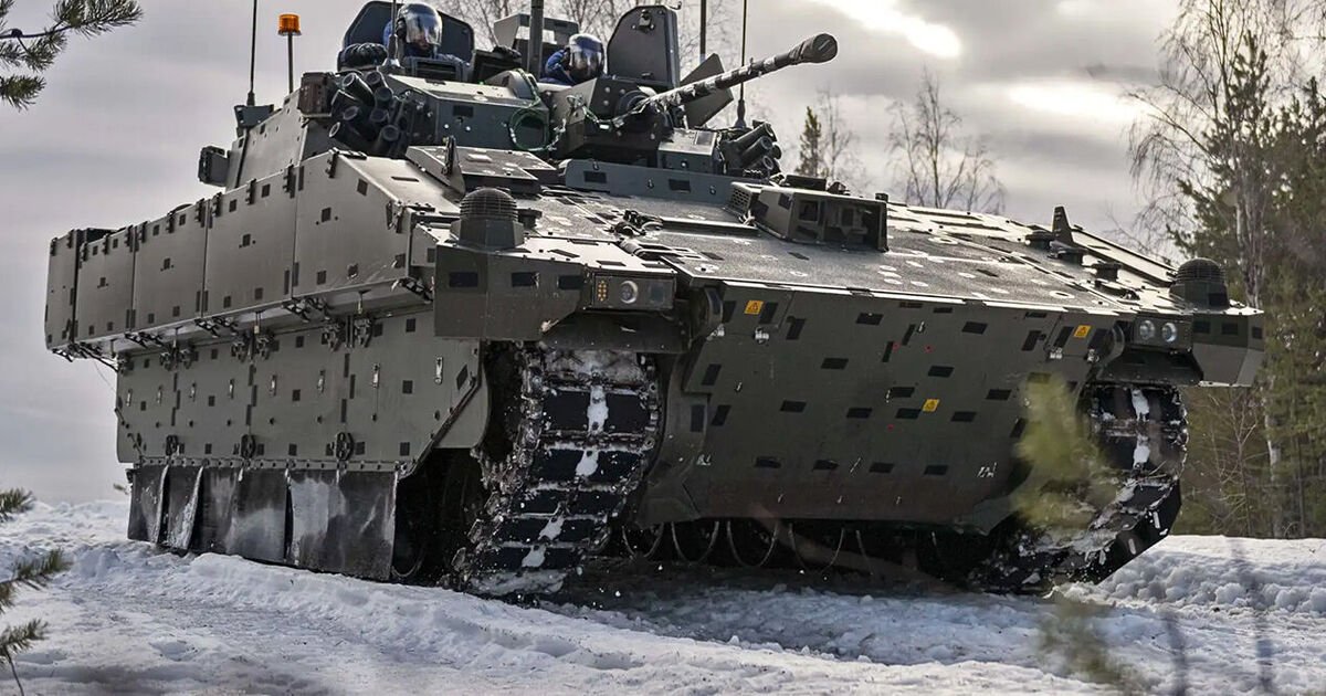 Ajax Armoured Vehicle Programme Faces New Setback Following Soldier Injury During Testing