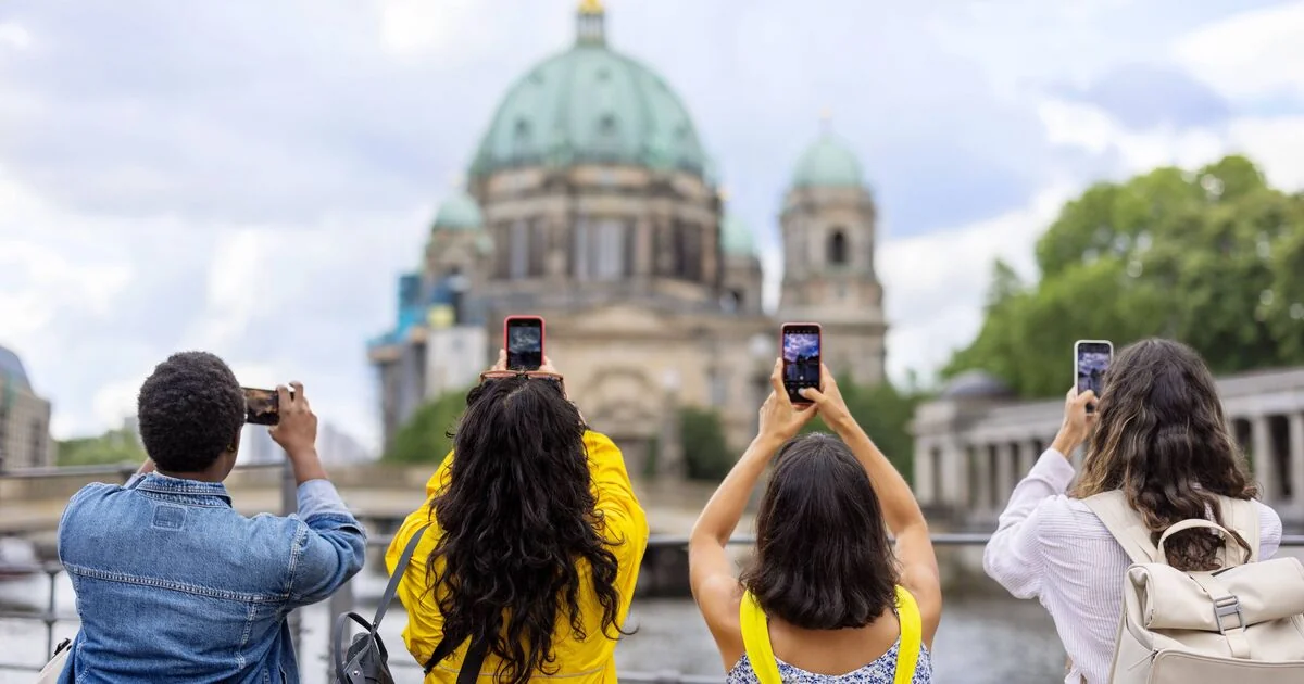 Brits Risk £850 Fines for Posting Holiday Photos Without Consent