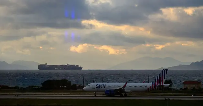 Britons Warned of Potential Flight Delays When Travelling to Greece This Summer