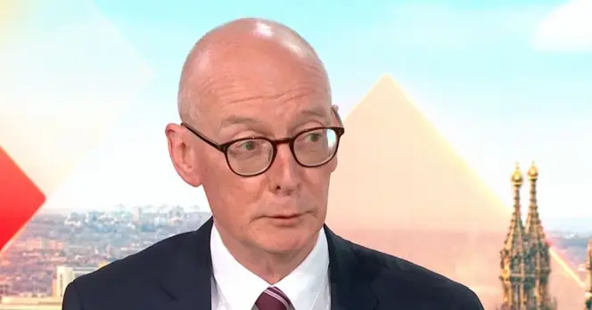 Cabinet Minister Under Pressure Over No10 Employment Scandal Queries