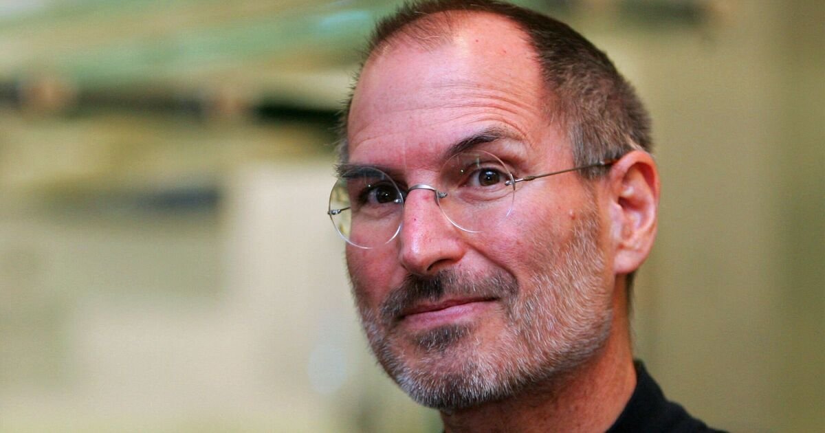 Celebrity Homes in Disrepair: Steve Jobs’ Estate Among Abandoned Properties