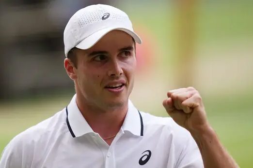 Cobolli Voices Concerns as Fery Impresses at Wimbledon Quarter-Finals