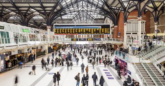 Major Upgrade Planned for London's Liverpool Street Station to Enhance Passenger Experience