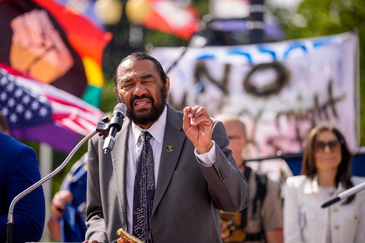 Crypto PAC Fairshake Targets Texas Congressman Al Green in Removal Effort