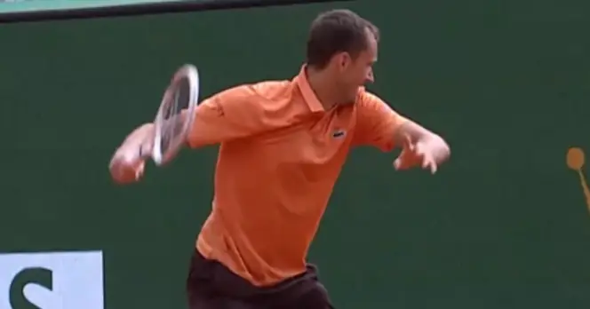 Daniil Medvedev Fined for Aggressive Racket-Smashing at Monte Carlo Masters