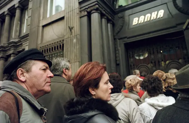 DeFi Yields Decline, Now Below Traditional Savings Account Rates