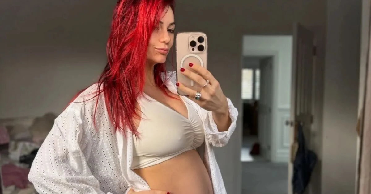 Dianne Buswell Announces Birth of Baby with Heartfelt Message