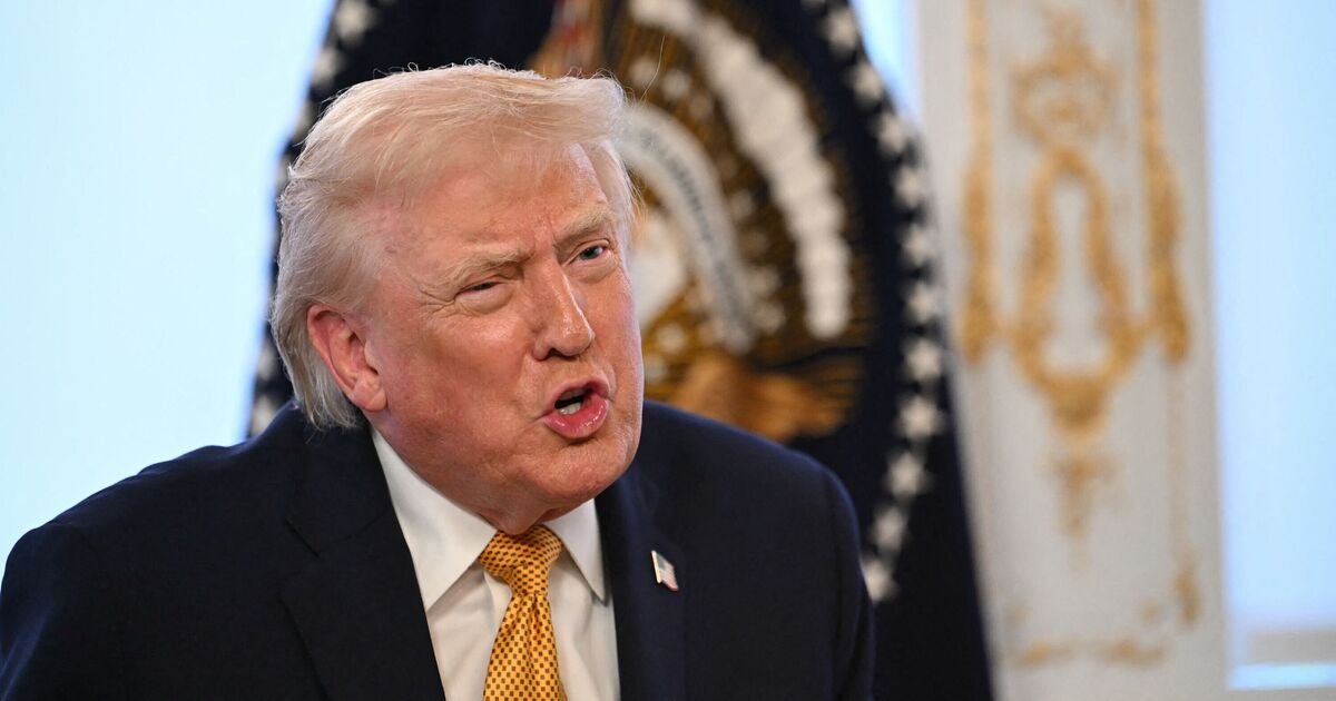 Trump Criticises Stephen Colbert, Suggests He Should Be 'Put to Sleep'