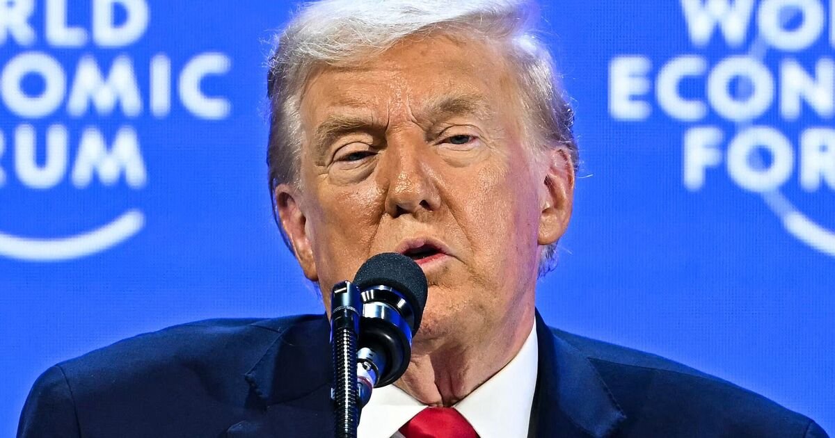 Trump Asserts US Has No Plans to Invade Greenland at Davos Forum