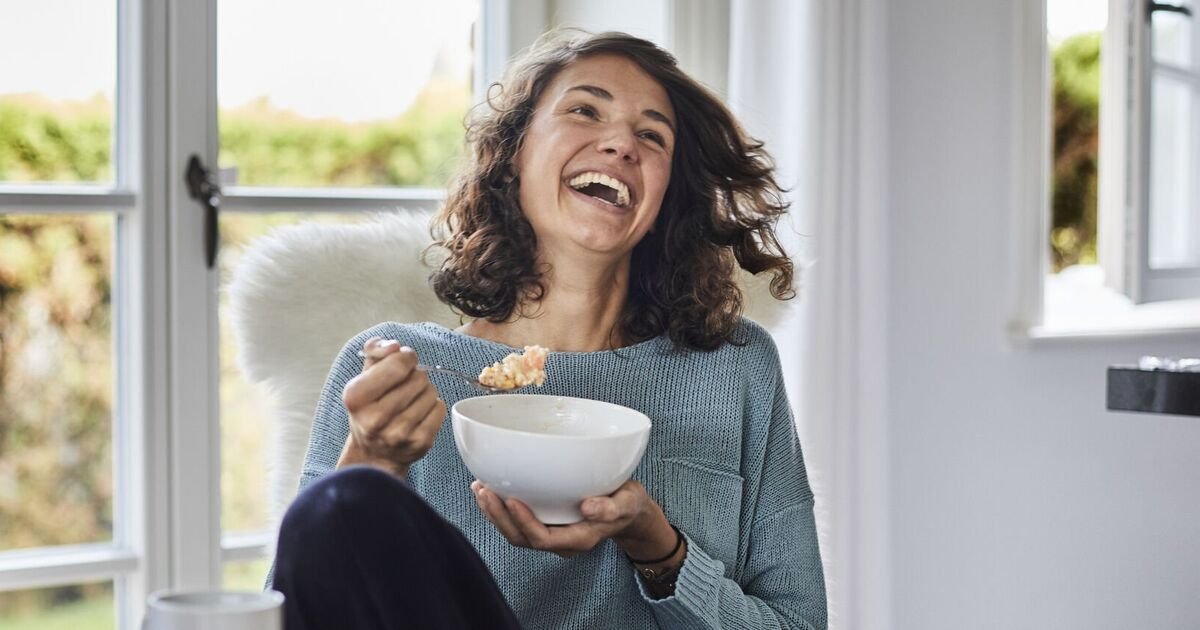 Dr. Amir Khan Recommends 46 Grams of Daily Protein Intake for Women