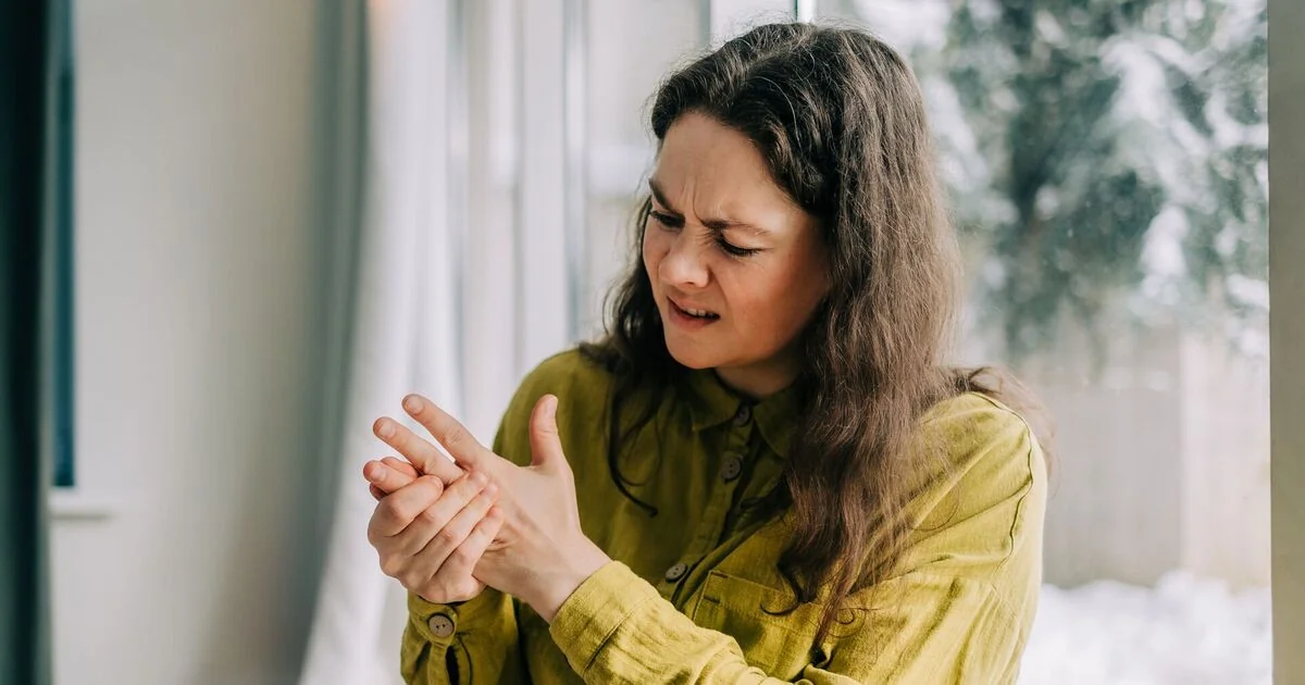 Dr. Hilary Jones Highlights Important Meningitis Symptom in Hands and Feet