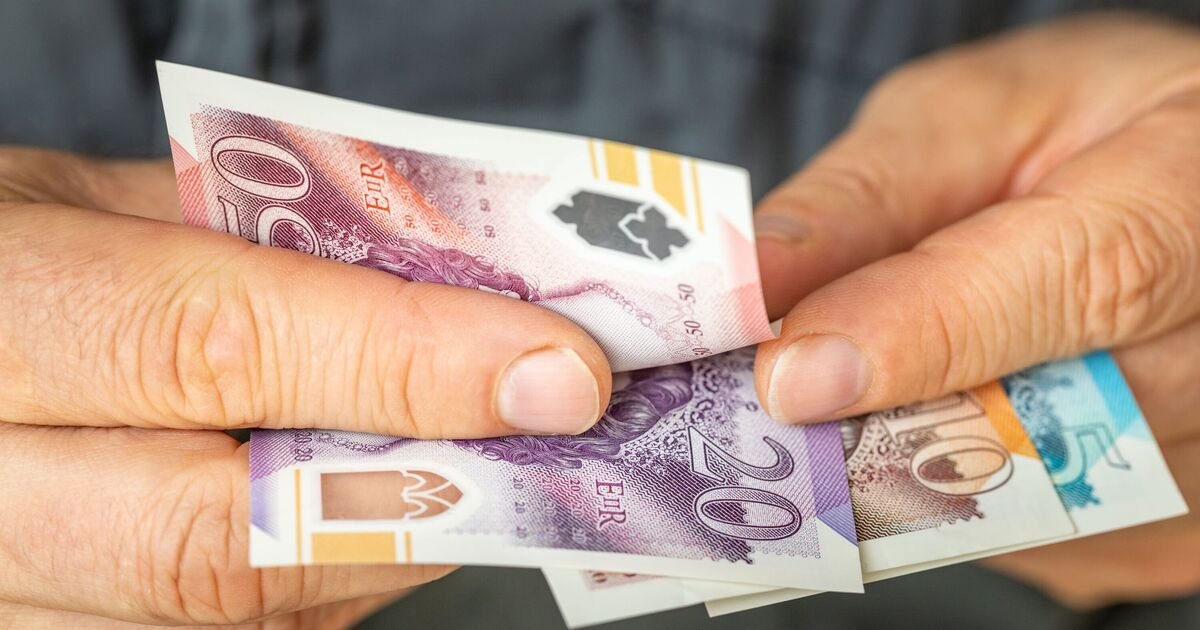 DWP to Begin Christmas Payments for Eligible Households by Monday