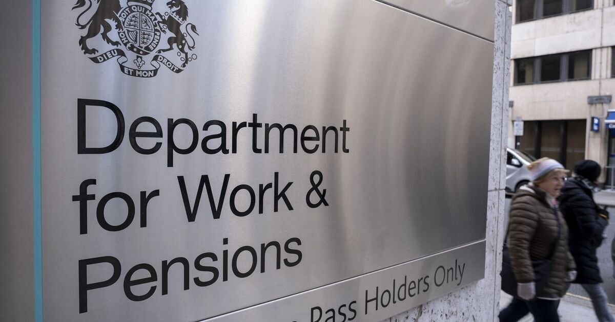 DWP Alerts One Million Brits Missing Out on £5,300 Attendance Allowance Payments
