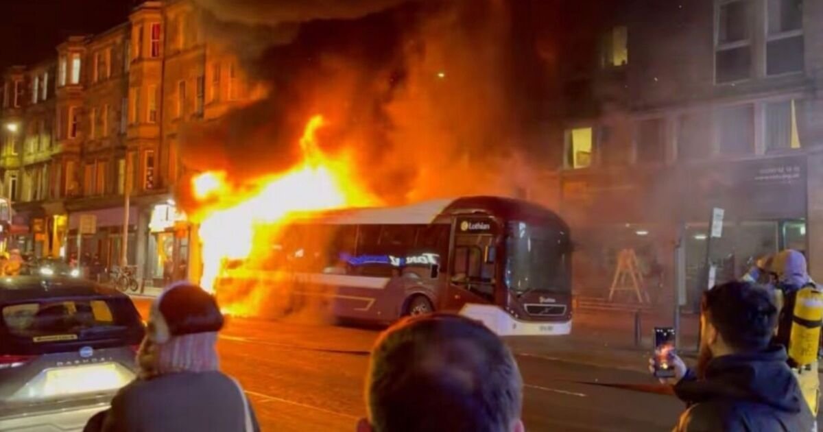 Bus Fire in Edinburgh City Centre Causes Panic and Road Closures