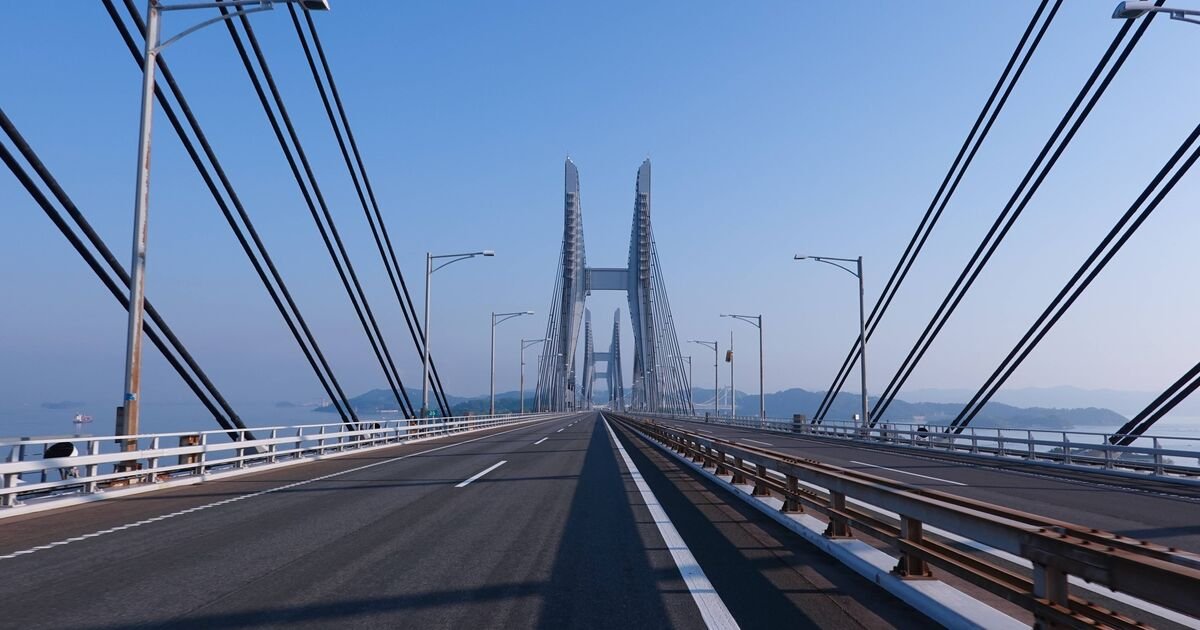 £5.3 Billion Double-Decker Bridges Open in Japan's Kagawa Prefecture