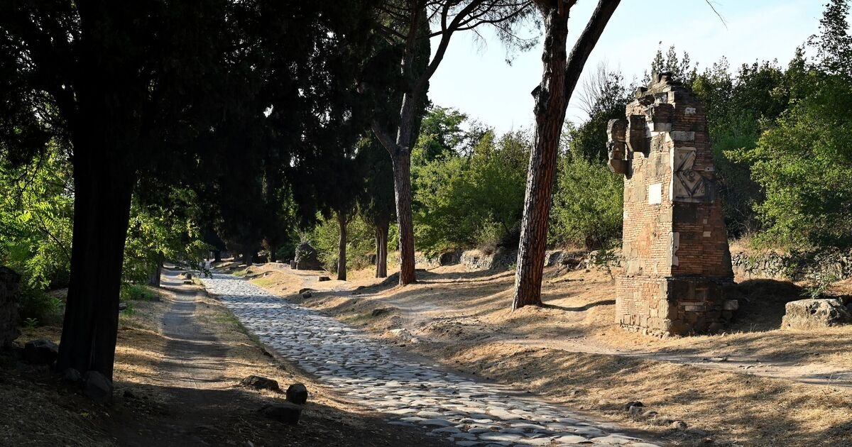Appian Way: A Historic 39-Mile Route from Rome to Southern Italy