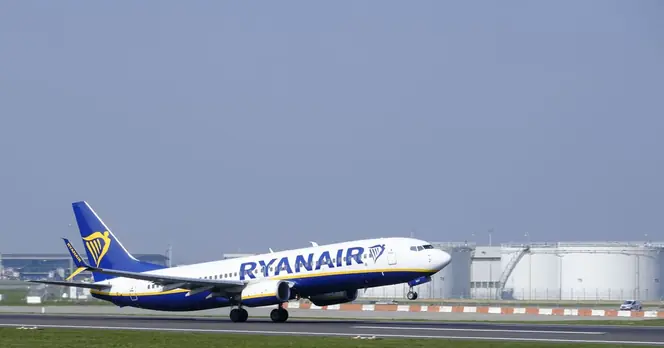 Fuel Shortage at EU Airports Threatens Ryanair and easyJet Flight Operations