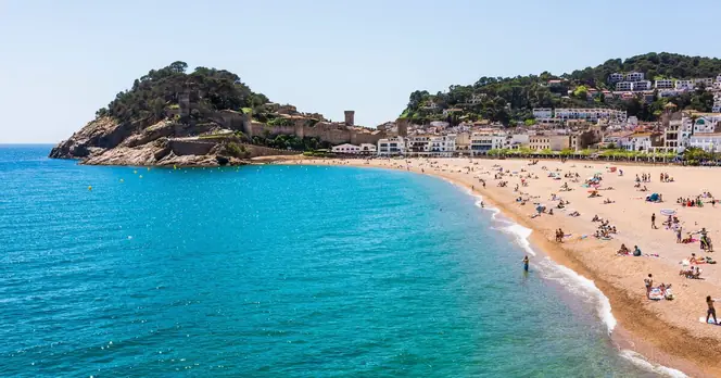 FCDO Issues Extreme Weather Warning for Popular Areas in Spain