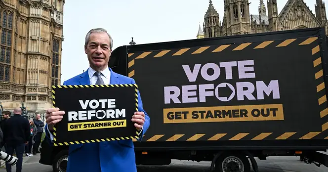 Farage Launches Campaign to Oust Starmer Ahead of Local Elections