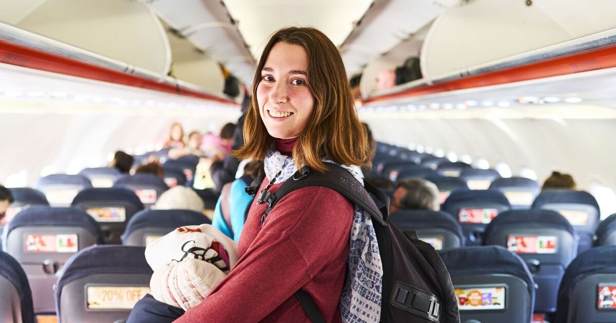 Flight Attendant Warns Against Wearing Sandals on Flights for Hygiene Reasons