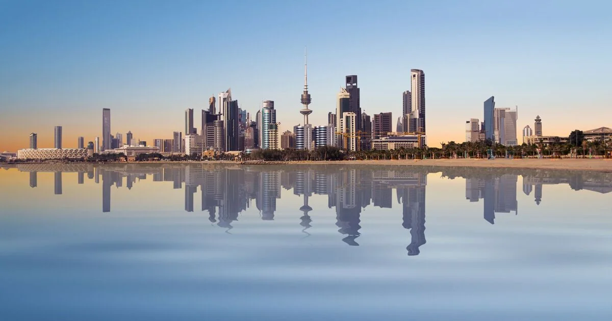 UK Foreign Office Urges Citizens to Avoid Travel to Kuwait Amidst Rising Risks