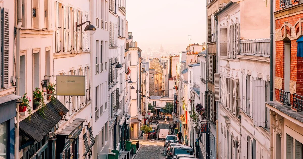 Montmartre Removed from Tourist Lists Amid Safety Concerns