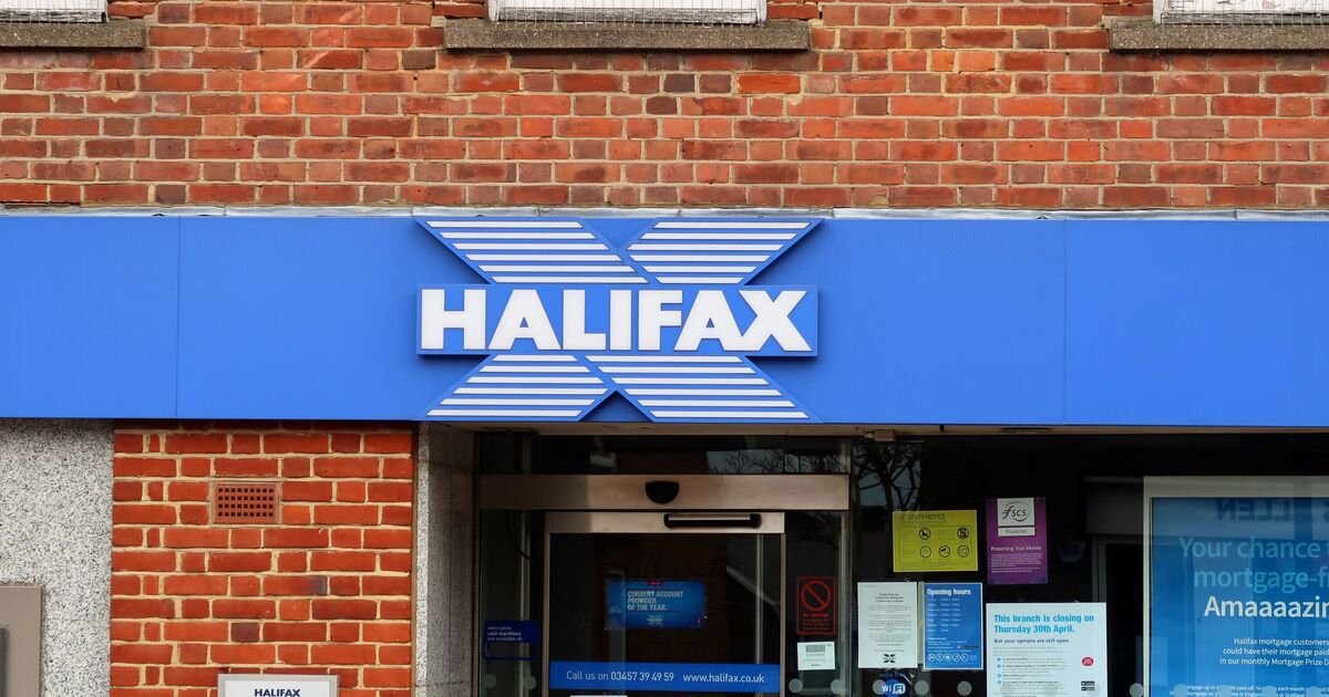 Halifax, Lloyds, and Bank of Scotland Cancel Cheque Services for 28 Million Customers