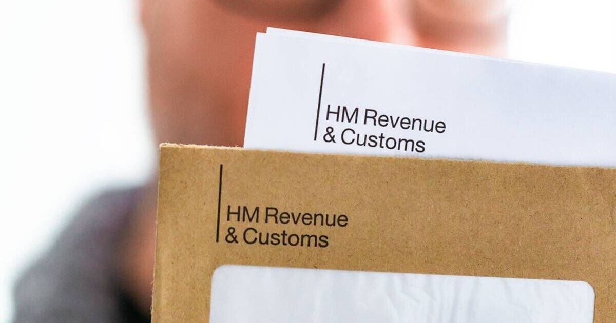 HMRC Warns Side Hustlers to Accurately Report Earnings Ahead of Festive Season