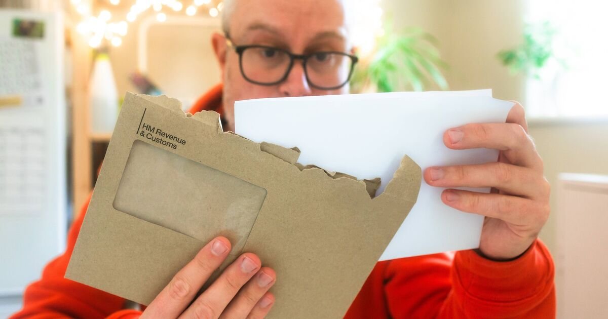 HMRC Apologises as 5.65 Million Individuals Face £100 Fines for Late Tax Returns