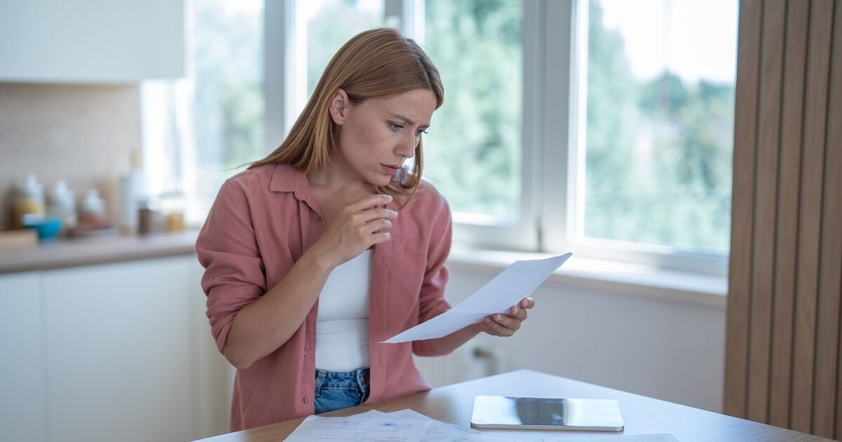 HMRC Warns UK Workers of Upcoming £300 Fine for Non-Compliance