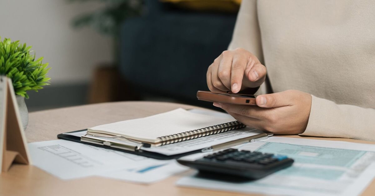 HMRC Warns 3 Million Taxpayers of £100 Penalty for Late Filing