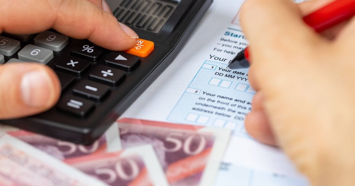 Urgent Warning as HMRC Tax Deadline Approaches, £100 Fines Await Late Filers