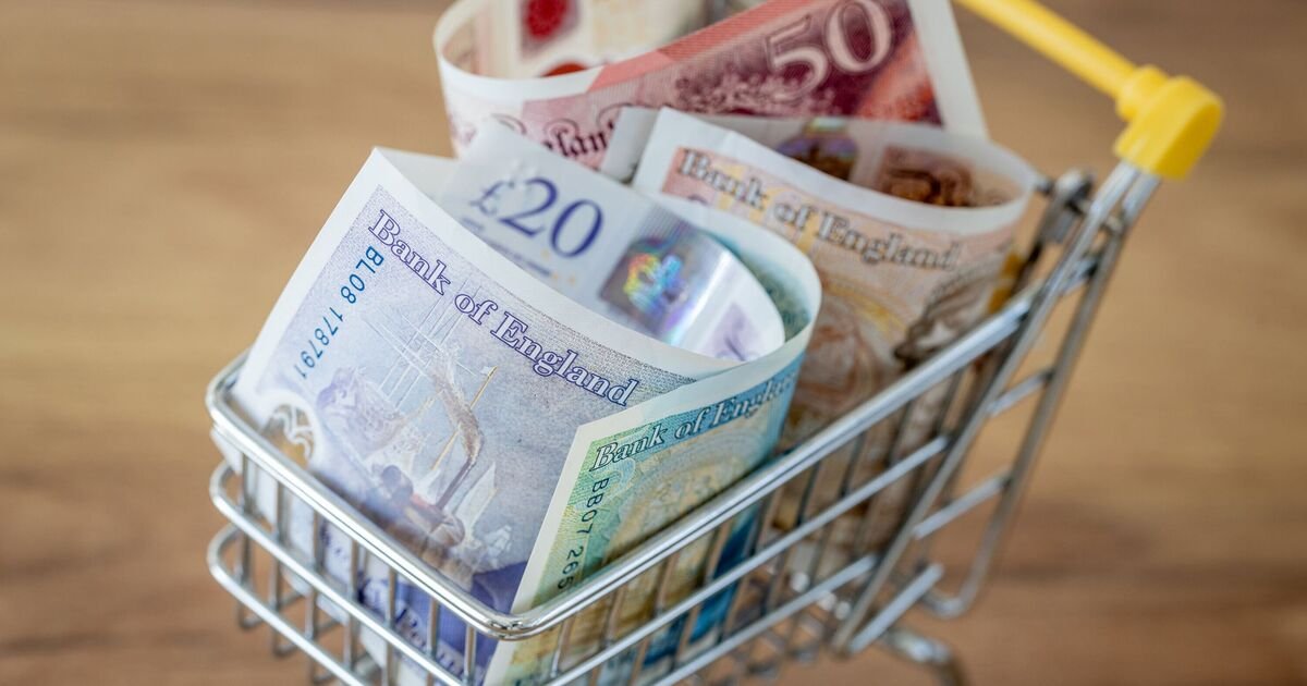 Households to Receive £110 Vouchers for Supermarkets This December